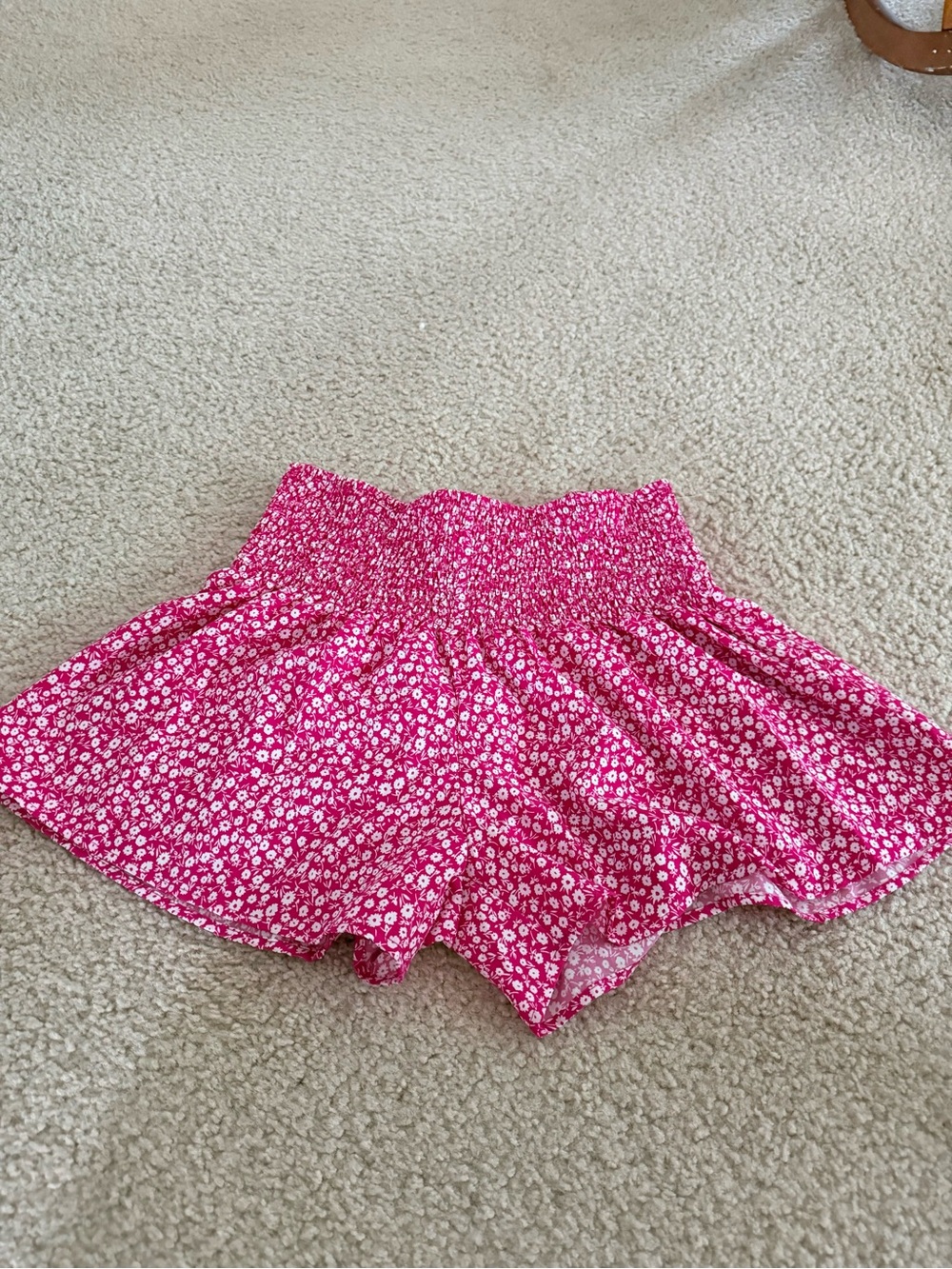 Women's Pink Floral Smocked Waist Shorts